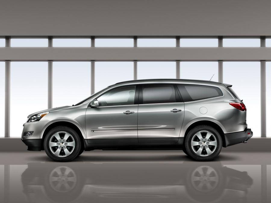  Chevrolet Traverse LTZ 2008 года  (фото 12 из 16)